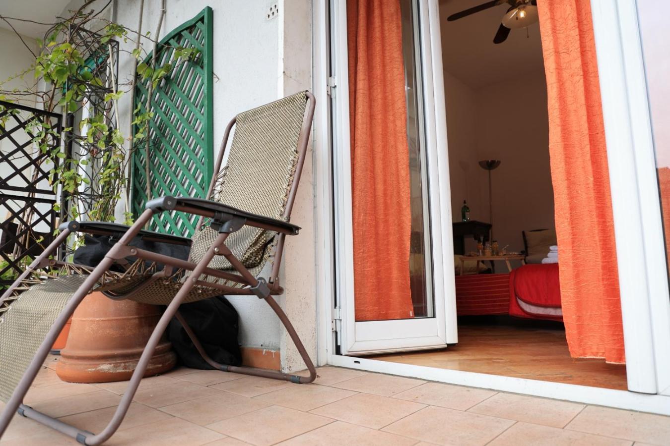 Bed and Breakfast Bernadette Nápoles Exterior foto