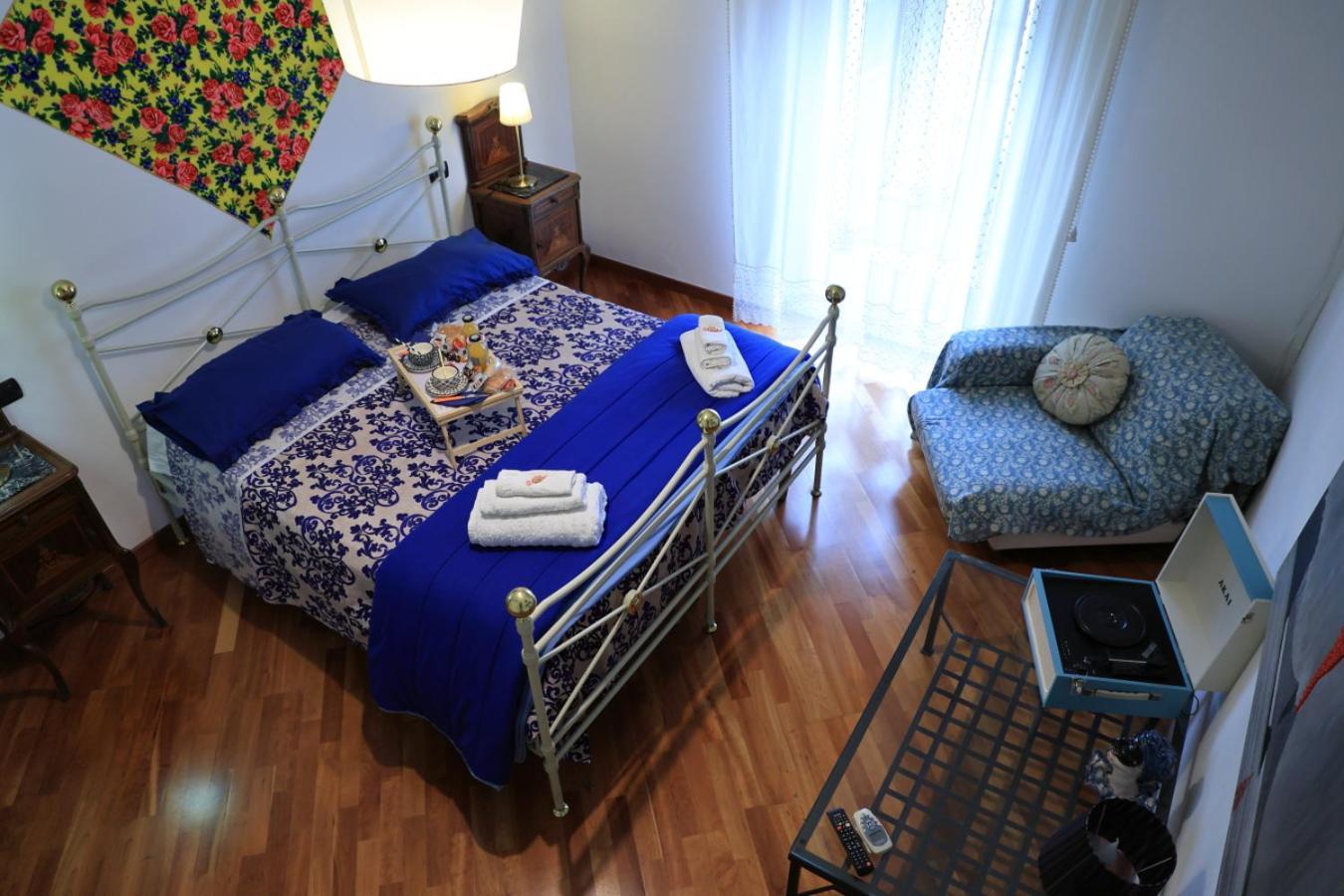 Bed and Breakfast Bernadette Nápoles Exterior foto