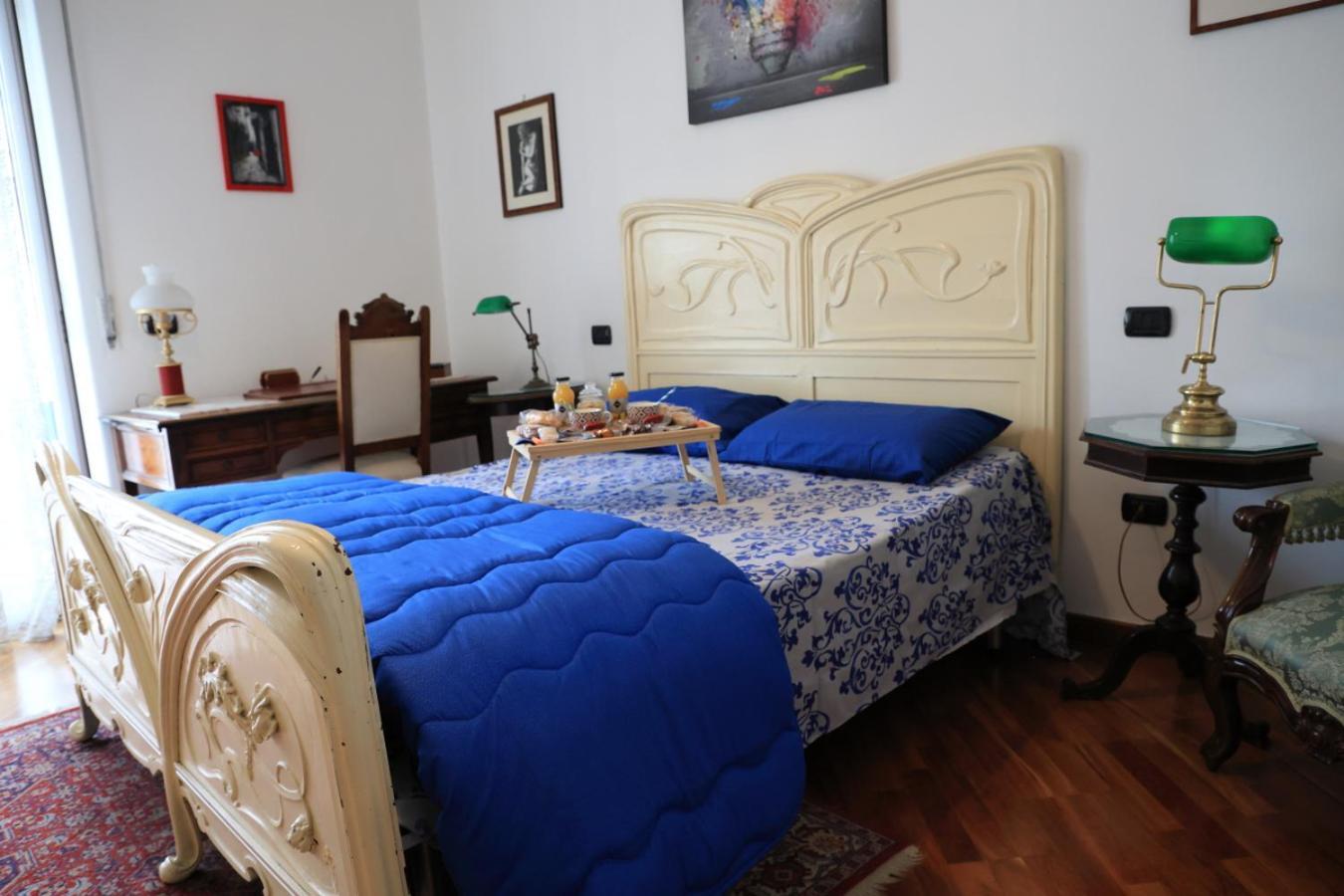 Bed and Breakfast Bernadette Nápoles Exterior foto