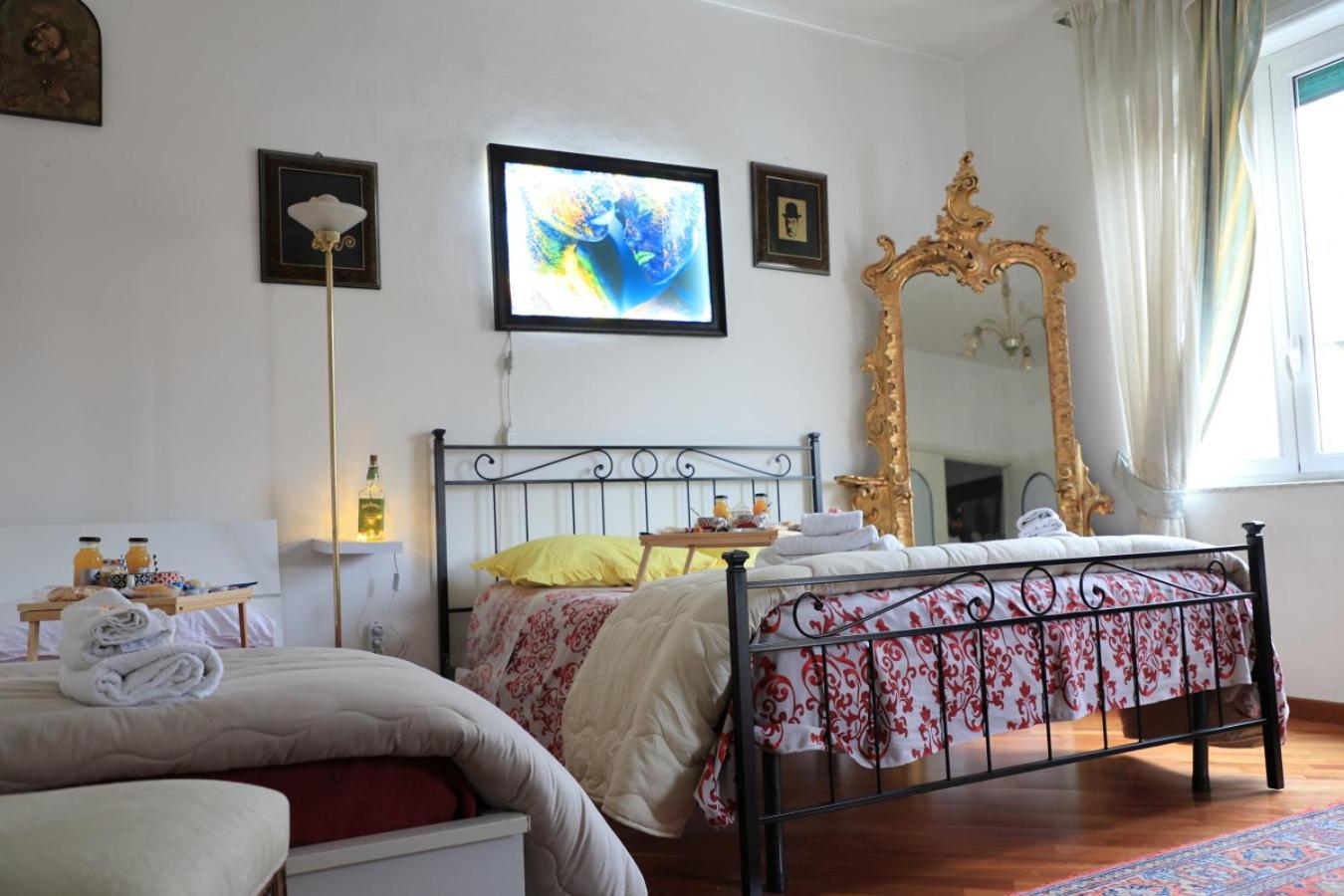 Bed and Breakfast Bernadette Nápoles Exterior foto